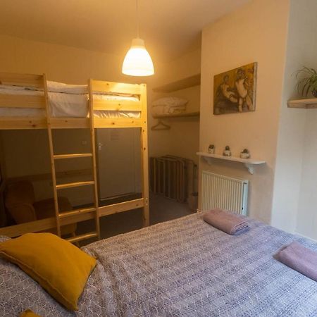 Beautiful Riverside Home, Hebden Bridge, Woodland Views, Sleeps 2 - 9 Exterior photo